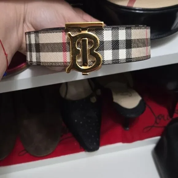 Burberry Belt - Picture 3 of 8